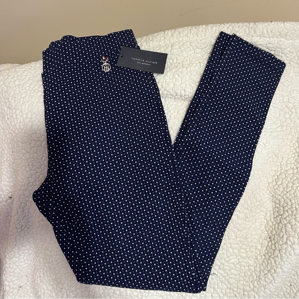 Tommy Hilfiger Navy Blue Polka Dot decorative logo charm. Skinny Pants